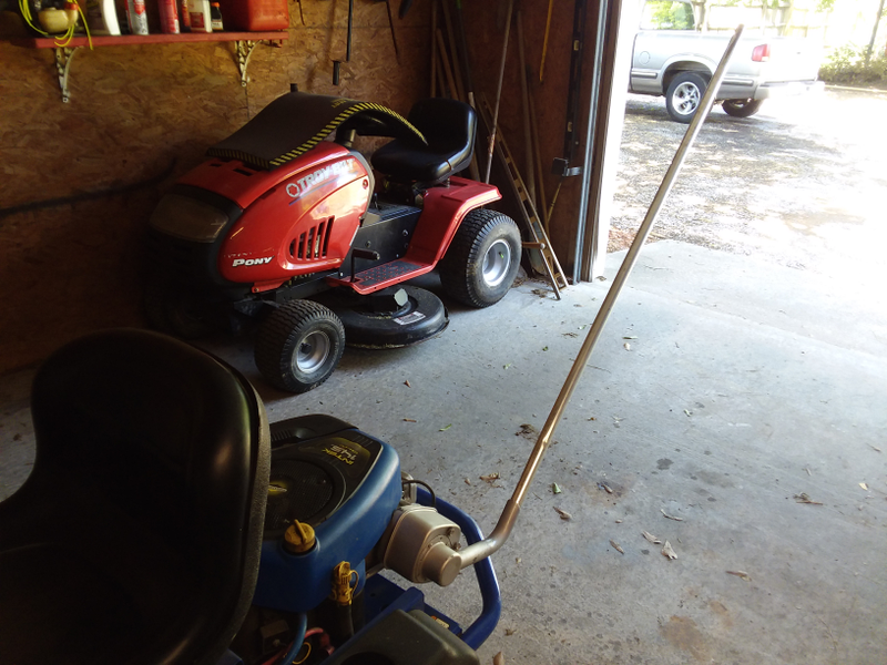 Illustration for article titled Bosozoku Mower :P